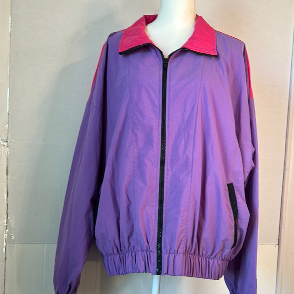 Weekends Vintage Lightweight Purple Pink Colorblock Windbreaker. Size XL